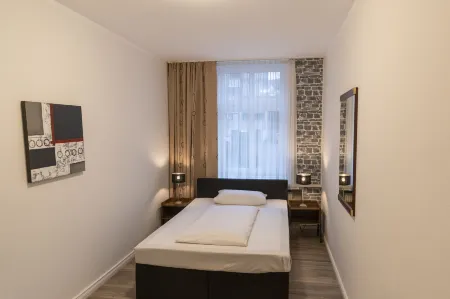 Hotel Berliner Hof Отели в г. Ремшайд