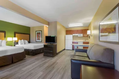 Extended Stay America Suites - Phoenix - Chandler - E Chandler Blvd Hotels in Ahwatukee Foothills