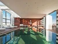 Hotel Reina Petronila Hotels near La Romareda