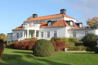 Liljeholmen Herrgård Hostel Hotels in 