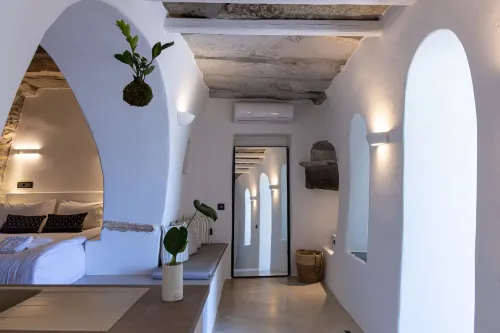 Living Theros Luxury Suites Hotels in Tinos