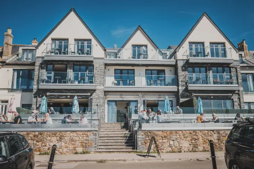 Polzeath Beach House Hotels in Port Isaac