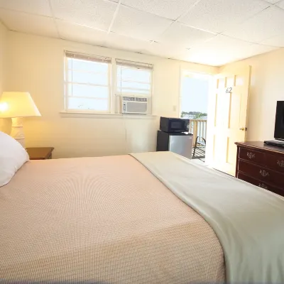 Oceanic Motel Hotels near Trimper's