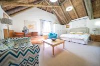 Plotsklaps Self Catering Cottage Hotels near Lakeside Centre