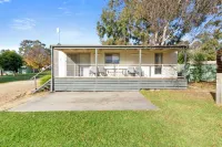 Lake Hume Holiday Park