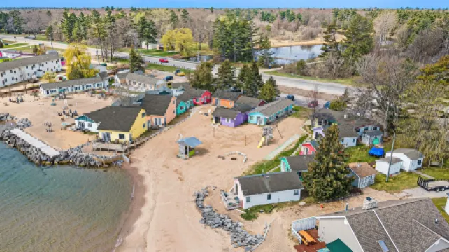 Aloha Beach Club Resort