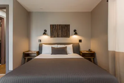 Villa Dubois Guest House Hotels in Bronzeville