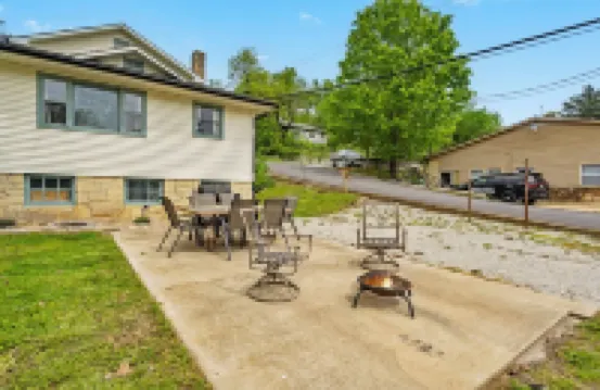 Cozy Lake view Home with firepit