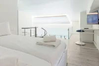 Marousi 2 Bd Modern Luxury Living with Shared Pool Hotels near Neratziotissa Railway Station