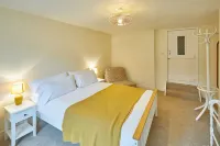 호스트 스테이 더 가든 플랫