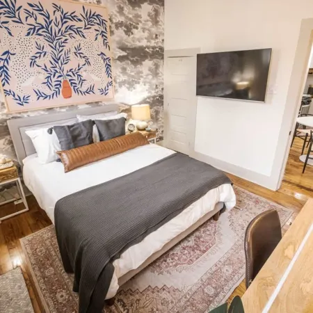 Group-Friendly Lafayette Stay