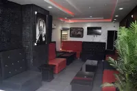 Top Crown Hotel and Suites Hotels in Loburo