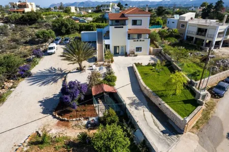 Villa Aitheras with sea views and garden