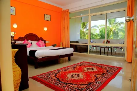 Ocean Bay Ayurvedic Beach Resort Отели рядом с достопримечательностью «Chowara Beach»