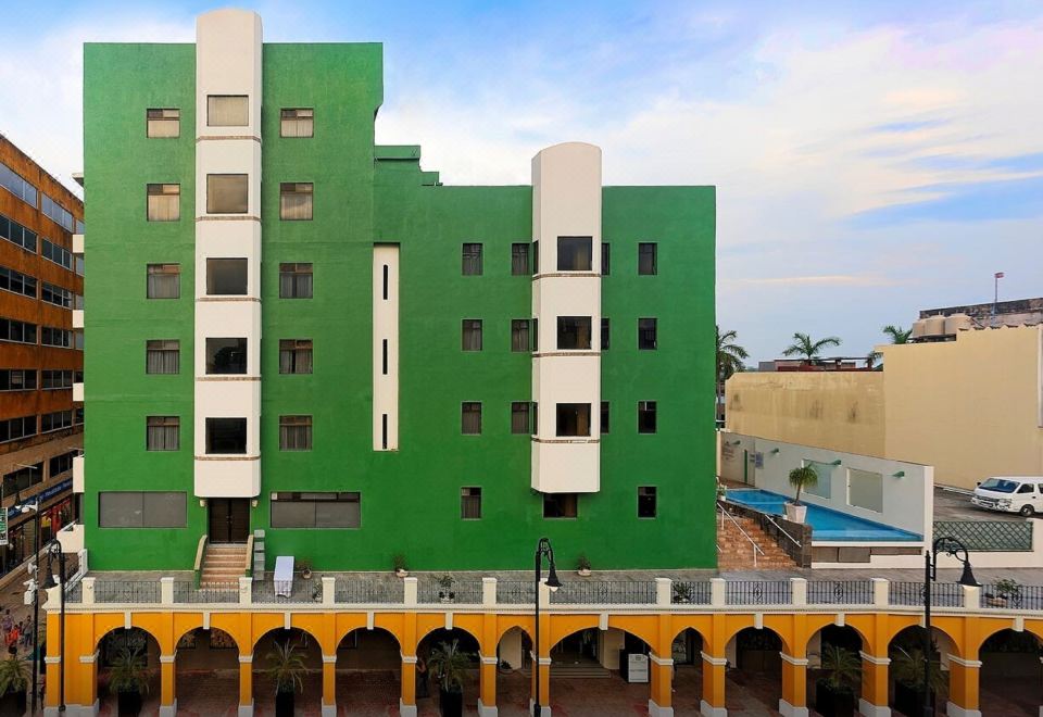 hotel overview picture