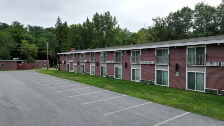 The Putney Inn Отели в г. Уолпол