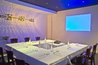 โรงแรมชเวซวัน - 4 ดาว