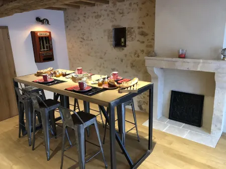 Chambres d'hôtes Saint Jean Отели рядом с достопримечательностью «La ferte bernard rue alfred»