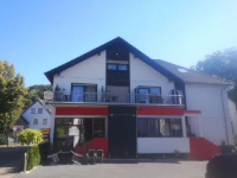 Hotel Ari