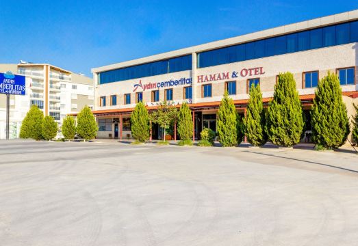 쳄베를리타스 호텔 서비스