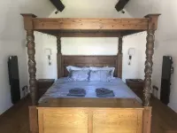 Castle House Holiday Home Hotels in Kettleshulme