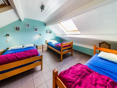Stone Cottage with Sauna & Hot Tub Near Cave of Lorette in Rochefort