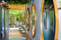 Gondwana City Art Hotels in Anse Vata