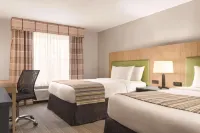 Country Inn & Suites by Radisson, Schaumburg, IL - parking