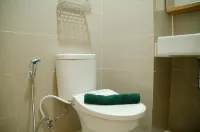 Cozy Stay Studio Apartment at B Residence Near Aeon Mall - Gym