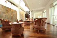 Sunlit Villa Hotels in Galagedara