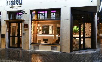In Situ Hotel