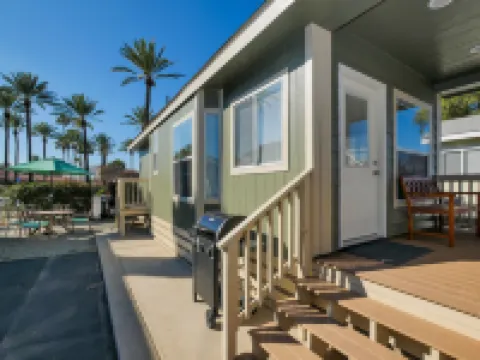 The Cottages at Golden Village Palms RV Resort Hoteles en Hemet
