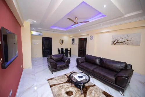 1 Bed Furnished Apt - Aircon Wifi Parking - 4-Star
