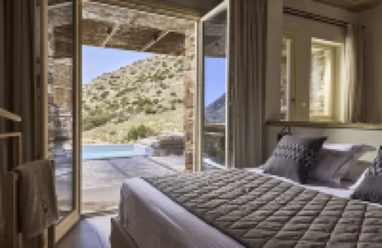 Apsila Pool Suites