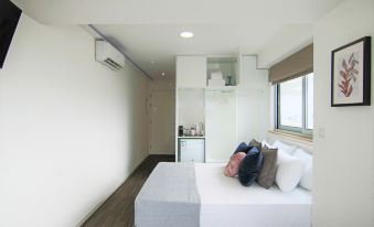 Phaedrus Living: Luxury Suite Nicosia 507