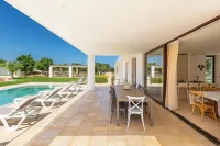 1978 Borgo Maresca by Perle di Puglia