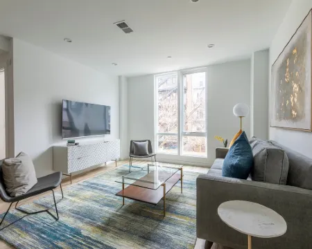 Lavish 3Br Retreat w Private Rooftop Deck Near NYC Hotels in Hoboken