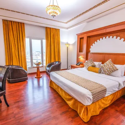The Platinum Hotel Hotels near The Royal Office