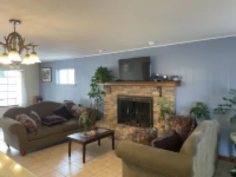 Village Inn Hotels in Ada