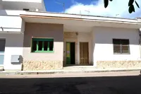 Luce Holiday Home with Air Conditioning for 5 Guests