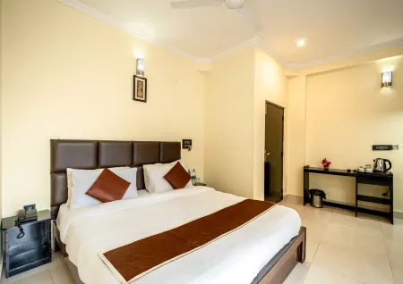 Flutter Hotels & Resort Отели рядом с достопримечательностью «Green Field»