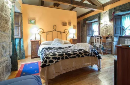 Pazo Da Fraga Отели в г. Кресьенте