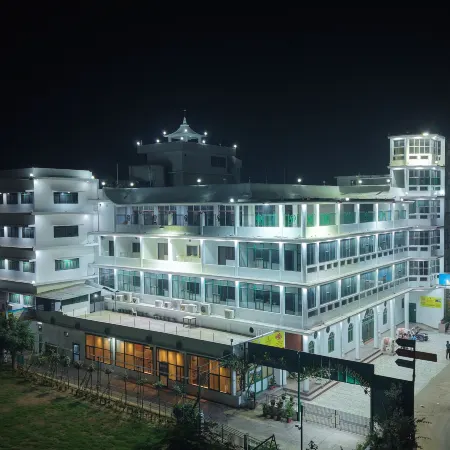 Mahamaya Palace Hotel & Conference Center
