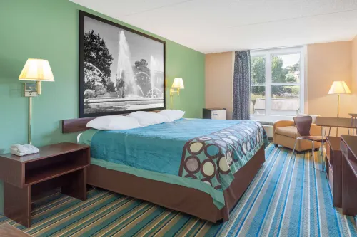 Super 8 by Wyndham Harrisburg Hershey West - Frühstück