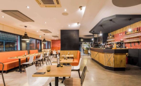 Brit Hotel la Rochelle Périgny