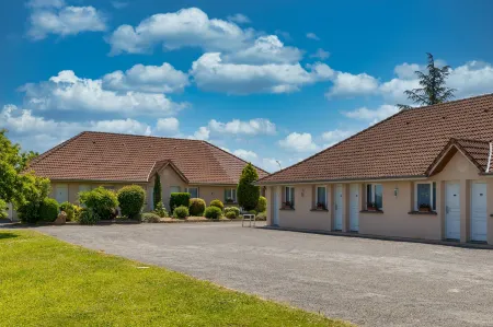 Villa Hotel Отели в г. Дампьер-ан-Бюрли