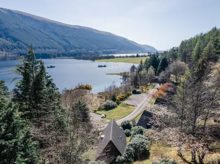 Sandpiper Lodge Отели рядом с достопримечательностью «Commando Monument»