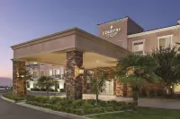 Spark by Hilton Redlands Hotel di Highland