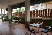 누츠자리 플레이스