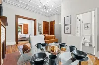 Steps to Columbia and Morningside Park - Spacious Chic Retreat Hotel di Edgewater